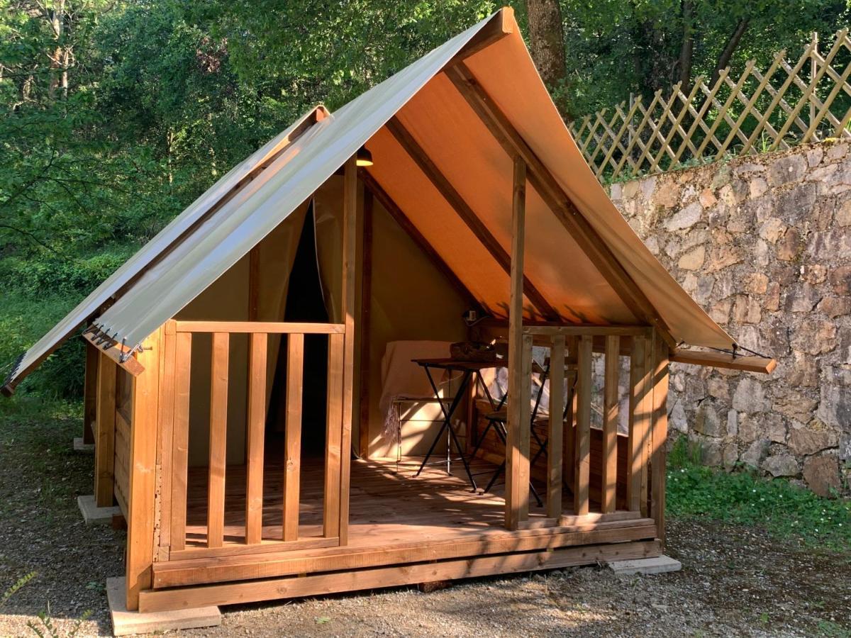 Camping Calme Et Nature Iserand Vion (Ardeche) Exterior foto